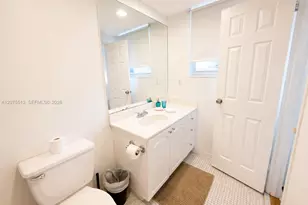 3901 S Ocean Dr, Hollywood, FL 33019 - Photo 13
