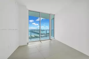 1400 Biscayne Blvd, Miami, FL 33132 - Photo 11