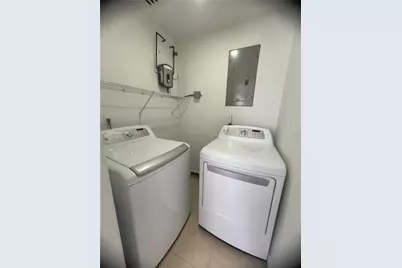 2370 NW 33rd St #2370, Miami, FL 33142 - Photo 15