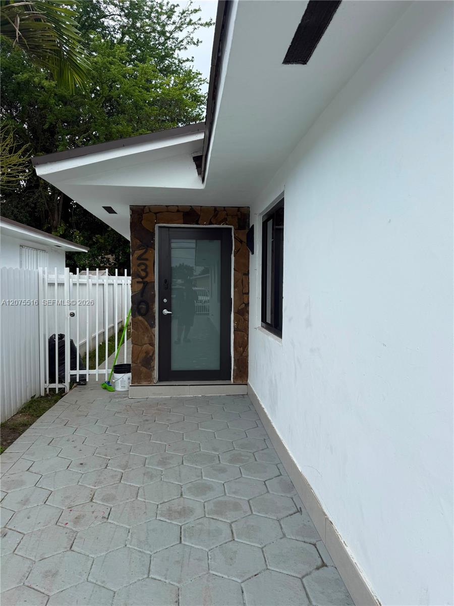 2370 NW 33rd St #2370 - 2370 NW 33rd St #2370, Miami, FL 33142 Luxury Property | Jose Angel Pina