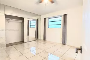3941 E 9th Ln, Hialeah, FL 33013 - Photo 9