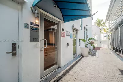 1060 Ocean Dr #D204, Miami Beach, FL 33139 - Photo 19
