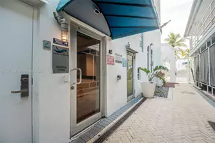 1060 Ocean Dr, Miami Beach, FL 33139 - Photo 19