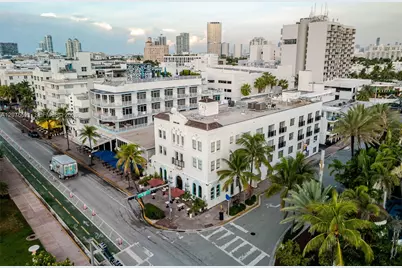 1060 Ocean Dr #D204, Miami Beach, FL 33139 - Photo 3