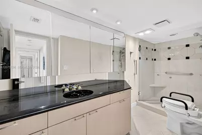 19707 Turnberry Way #22A, Aventura, FL 33180 - Photo 25