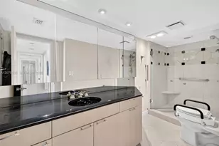 19707 Turnberry Way, Aventura, FL 33180 - Photo 25