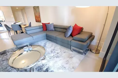1010 Brickell Ave #2511, Miami, FL 33131 - Photo 7