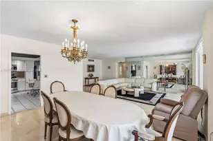 5001 Collins Ave, Miami Beach, FL 33140 - Photo 15
