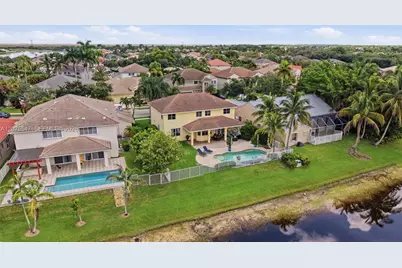 861 Crestview Cir, Weston, FL 33327 - Photo 37