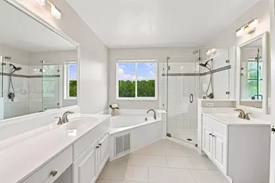861 Crestview Cir, Weston, FL 33327 - Photo 25