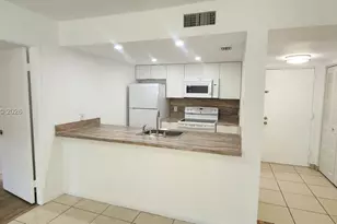 8160 Geneva Ct, Doral, FL 33166 - Photo 1