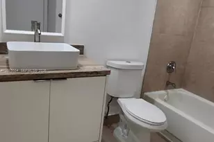 8160 Geneva Ct, Doral, FL 33166 - Photo 11