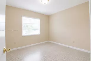 3115 Village Green Dr, Miami, FL 33175 - Photo 13