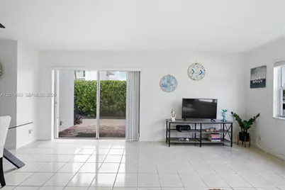 3105 NE 28th St #1B, Fort Lauderdale, FL 33308 - Photo 11