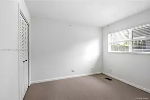 3105 NE 28th St, Fort Lauderdale, FL 33308 - Photo 15
