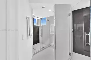 3370 Hidden Bay Dr, Aventura, FL 33180 - Photo 39