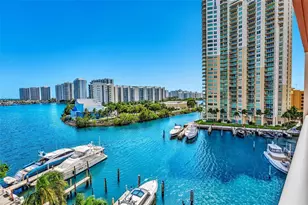 3370 Hidden Bay Dr, Aventura, FL 33180 - Photo 17