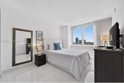 2600 E Hallandale Beach Blvd #2510, Hallandale Beach, FL 33009 - Photo 17