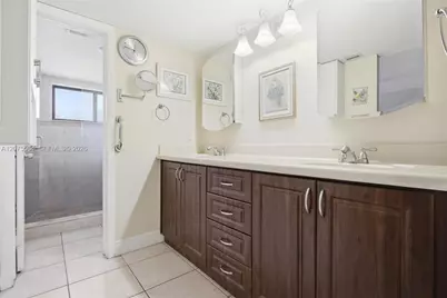 6305 Gage Pl #306-A, Miami Lakes, FL 33014 - Photo 15