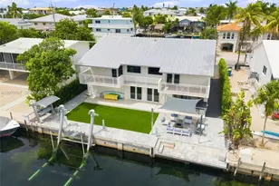 203 Gulfview Dr, Islamorada, FL 33036 - Photo 1