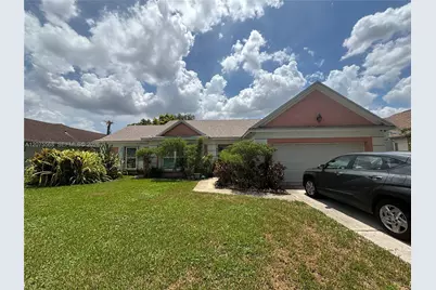 9510 Ashley Dr, Miramar, FL 33025 - Photo 3
