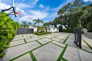 1721 SW 96th Ave, Miramar, FL 33025 - Photo 9