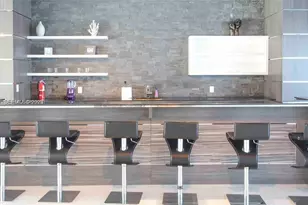 601 NE 36th St, Miami, FL 33137 - Photo 23
