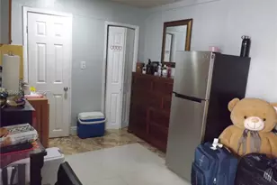 217 W 34th St, Hialeah, FL 33012 - Photo 27