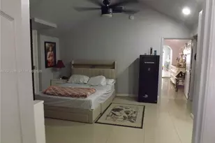 217 W 34th St, Hialeah, FL 33012 - Photo 15