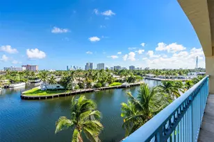 201 Golden Isles Dr, Hallandale Beach, FL 33009 - Photo 19