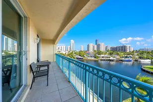 201 Golden Isles Dr, Hallandale Beach, FL 33009 - Photo 15
