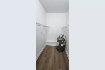 8363 Lake Dr #108, Doral, FL 33166 - Photo 11