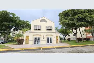 8363 Lake Dr #108, Doral, FL 33166 - Photo 19