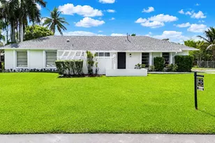 18465 SW 89th Ct, Cutler Bay, FL 33157 - Photo 1