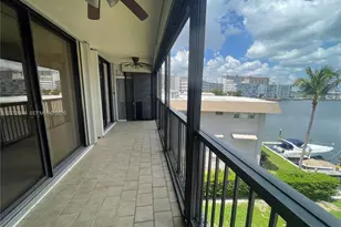200 Golden Isles Dr, Hallandale Beach, FL 33009 - Photo 25