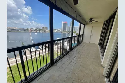 200 Golden Isles Dr #401, Hallandale Beach, FL 33009 - Photo 25