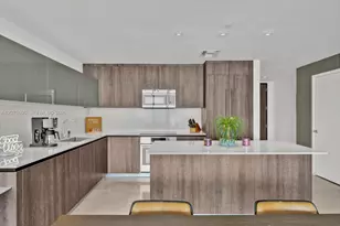 88 SW 7th St, Miami, FL 33130 - Photo 9