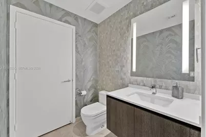 88 SW 7th St #2204, Miami, FL 33130 - Photo 25