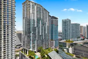 88 SW 7th St, Miami, FL 33130 - Photo 1