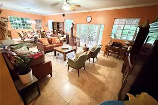 951 NE 115th St, Biscayne Park, FL 33161 - Photo 19