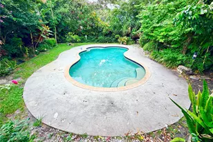 951 NE 115th St, Biscayne Park, FL 33161 - Photo 31