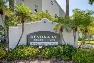11145 SW 6th St, Pembroke Pines, FL 33025 - Photo 1