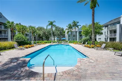 11145 SW 6th St #302, Pembroke Pines, FL 33025 - Photo 9