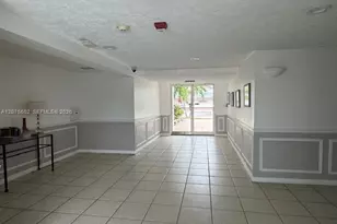 3702 NE 171 St, North Miami Beach, FL 33160 - Photo 15