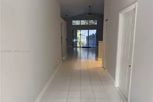 1646 SW 148th Terrace, Pembroke Pines, FL 33027 - Photo 13