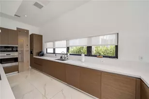 16600 Sunset Way, Weston, FL 33326 - Photo 13