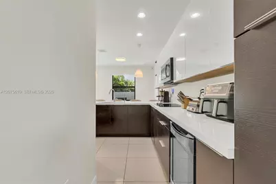 10204 NW 86th St, Doral, FL 33178 - Photo 27