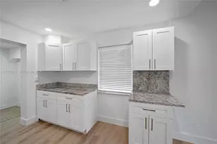 360 NW 179th Terrace, Miami Gardens, FL 33169 - Photo 7