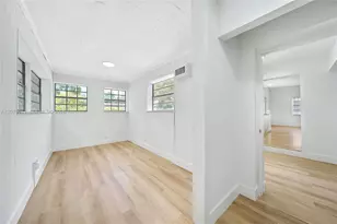 360 NW 179th Terrace, Miami Gardens, FL 33169 - Photo 9