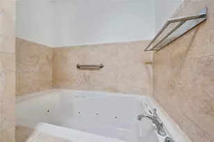 360 NW 179th Terrace, Miami Gardens, FL 33169 - Photo 21